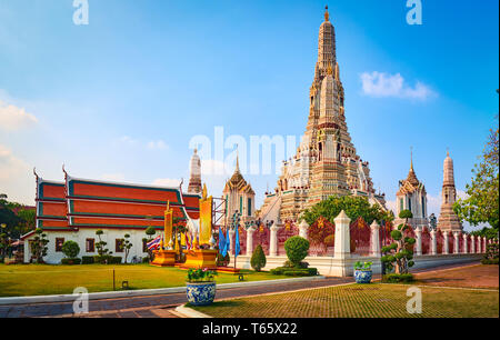 Belle vue de la guerre Arun un temple bouddhiste dans Bangkok Yai district de Bangkok, en Thaïlande. Banque D'Images