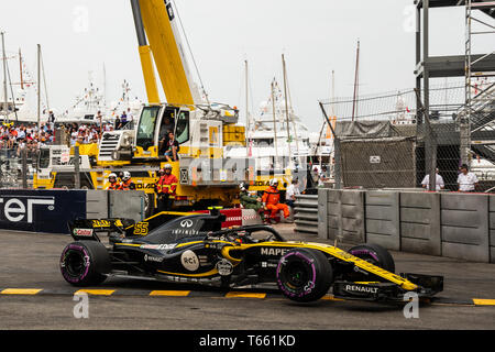 Monte Carlo / Monaco - 05/27/2018 - # 55 Carlos Sainz (ESP) allant de large à la sortie de la chicane de la piscine au cours de la Monaco GP Banque D'Images