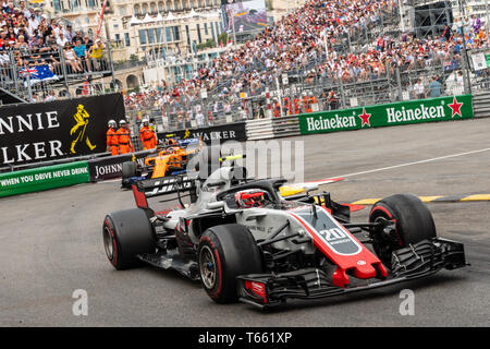 Monte Carlo / Monaco - 05/27/2018 - # 2 Stoffel VANDOORNE (BEL, McLaren) et # 20 Kevin Magnussen (DEN HAAS), au cours de la Monaco GP Banque D'Images