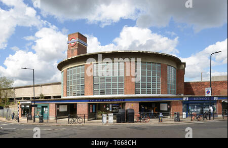 La station de métro Osterley Park Banque D'Images