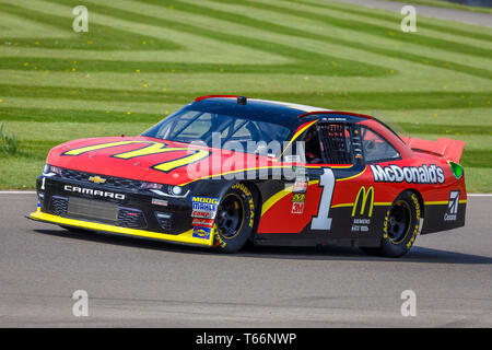 2016 Chevrolet Camaro NASCAR lors d'une manifestation courir à la 77e réunion des membres GRRC Goodwood, Sussex, UK Banque D'Images