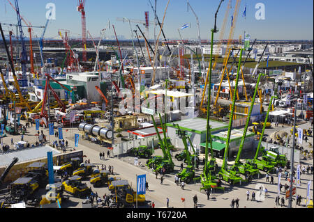 Salon professionnel pour les machines de construction, intitulé BAUMA Banque D'Images