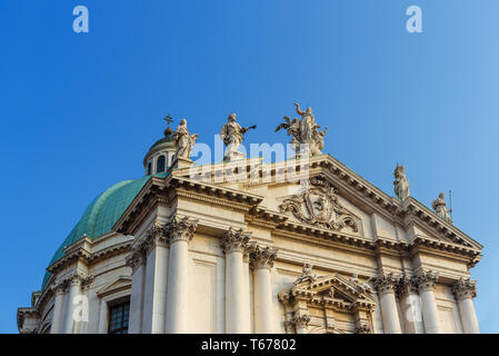 Duomo Nuovo ou nouvelle cathédrale, Cathédrale estiva di Santa Maria Assunta à Brescia. Italie Banque D'Images