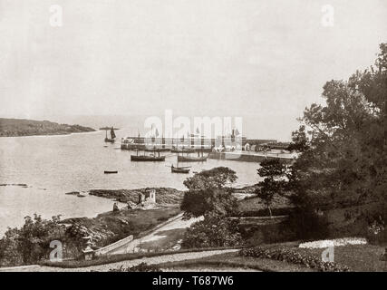 Un 19e siècle vue de Ardglass Harbour, un village de pêche côtière dans le comté de Down, Irlande du Nord, et encore un nombre relativement important port de pêche. Banque D'Images