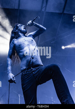 Milan, Italie - 26 Avril 2019 : folk metal FINNTROLL bande d'Helsinki, Finlande fonctionne à l'Insubria Festival à Marcallo con Casone. Brambilla Simone Banque D'Images