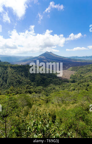 Agung et Batur volcano montagne, Bali Banque D'Images