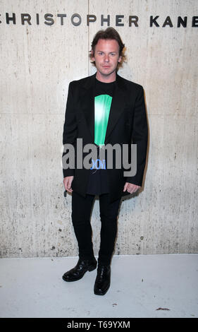 West Hollywood, CA. Apr 29, 2019. Christopher Kane, à la Christopher Kane à Giorgio's Party à West Hollywood, Californie le 29 avril 2019. Credit : Faye Sadou/media/Alamy Punch Live News Banque D'Images