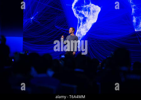 San Jose, États-Unis. Apr 30, 2019. Facebook PDG Mark Zuckerberg parle lors de la F8 developer conference au McEnery Convention Center. Credit : Andrej Sokolow/dpa/Alamy Live News Banque D'Images