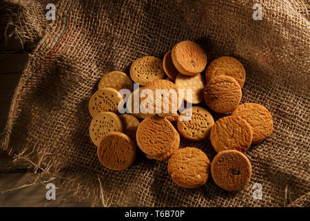 Les cookies de différentes céréales Banque D'Images