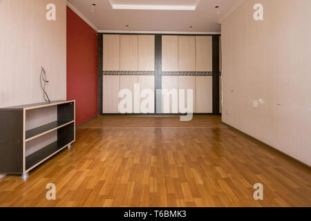 Intérieur d'une salle vide, une penderie intégrée boîtier Banque D'Images