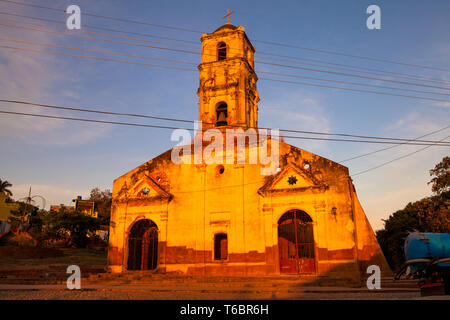 Ruines de l'église catholique coloniale de Santa Ana à Trinidad, Cuba Banque D'Images