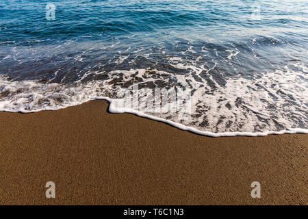 L'eau de plage sur la rive, Positano, Italie Banque D'Images