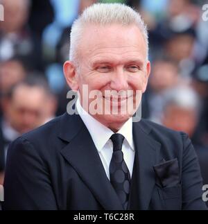 CANNES, FRANCE - 23 MAI 2017 : Jean-Paul Gaultier sur le Festival de Cannes 70e anniversaire tapis rouge (Photo : Mickael Chavet) Banque D'Images