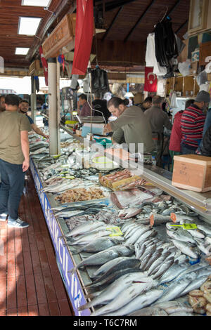 Asien, Türkei, Provinz Mugla, Fethiye, am Fischmarkt Banque D'Images