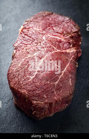 Point de matières sèches comme steak Kobe close-up sur une ardoise Banque D'Images