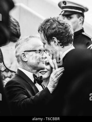 69e Festival de Cannes la Cérémonie d Ouverture, France 11 au 22 mai 2016 (Président George Miller, Laszlo Jeles-Nemes, Woody Allen, Vanessa Paradis) Banque D'Images