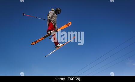 Portrait sur un snow park Banque D'Images