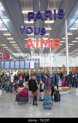 L'aéroport d'ORLY LE NOUVEAU TERMINAL 3 Banque D'Images