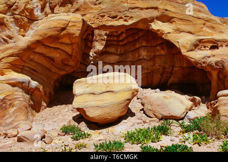 La formation de la terre dans un Mughar Nassar situé dans la partie orientale de Petra. La Jordanie. Banque D'Images