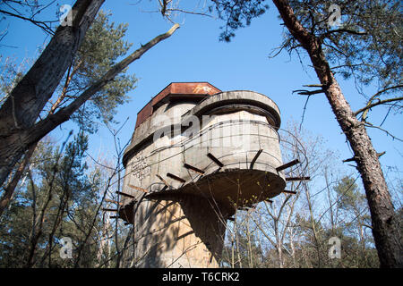 Tour d'observation de 13 Bateria Artylerii Stalej 13 BAS Hôtel Cypel (13) batterie côtière en Hel, Pologne. 22 avril 2019 © Wojciech Strozyk / Alamy stoc Banque D'Images