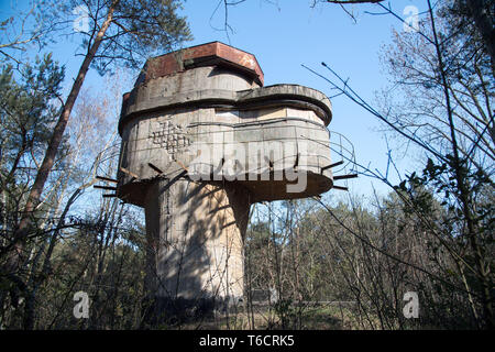 Tour d'observation de 13 Bateria Artylerii Stalej 13 BAS Hôtel Cypel (13) batterie côtière en Hel, Pologne. 22 avril 2019 © Wojciech Strozyk / Alamy stoc Banque D'Images