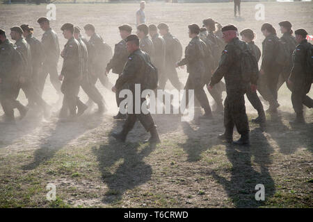 Des soldats de la 7e Brigade de défense territoriale Poméranienne à Gdansk de Wojska Obrony Terytorialnej WOT (Force de défense territoriale) en Pologne, Rytel. Apri Banque D'Images