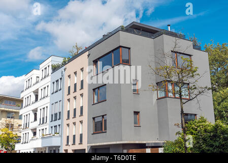 Maisons de ville moderne vu dans une nouvelle zone de développement du logement à Berlin Banque D'Images