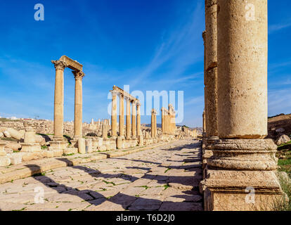 La rue à colonnade ou Cardo, Jerash, Jordanie, gouvernorat de Jerash Banque D'Images