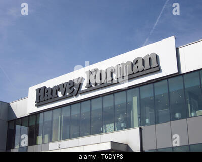 LJUBLJANA, SLOVÉNIE - 22 mars 2019 : Harvey Norman store est un grand détaillant de l'Australie de l'électricité, l'ordinateur, meubles, animation Banque D'Images