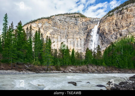 La journée ensoleillée d'automne dans le parc national Yoho Banque D'Images