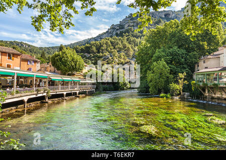 Fontaine de Vaucluse en Provence Banque D'Images