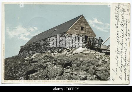 Detroit Publishing Company vintage postcard reproduction de la Tip Top House sur le sommet du mont Washington, White Mountains, New Hampshire, 1901. À partir de la Bibliothèque publique de New York. () Banque D'Images