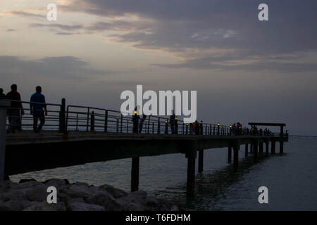 Terrasse avec vue sur le Koweït Banque D'Images