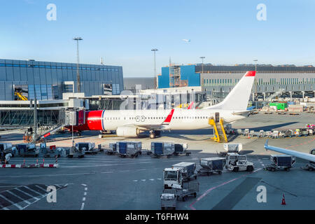 L'aéroport de Copenhague en avion chargement assurance Banque D'Images