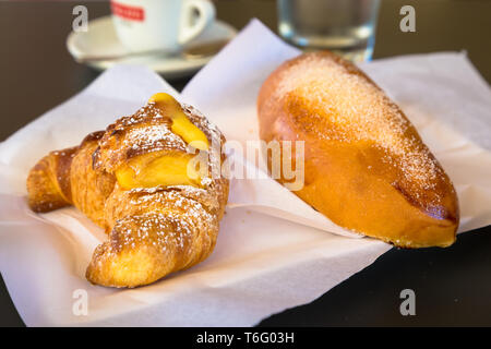 Matin brioches en Italie Banque D'Images