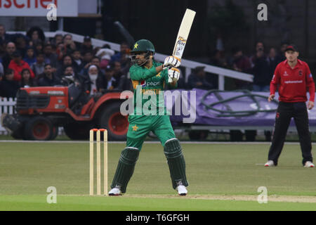 Babar Azam sur sa 100 T20 au cours de la correspondance entre le Leicestershire et le Pakistan au comté de Fischer la masse, Leicester, Angleterre le 1 mai 2019. Photo de John Mallett. Usage éditorial uniquement, licence requise pour un usage commercial. Aucune utilisation de pari, de jeux ou d'un seul club/ligue/dvd publications. Banque D'Images