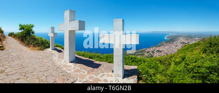 Trois croix sur Saint Elia mont haut. Banque D'Images