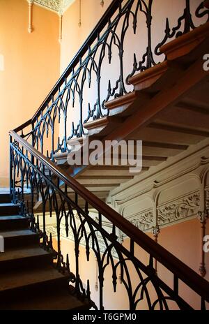 Fragment de l'escalier dans le style Art Nouveau