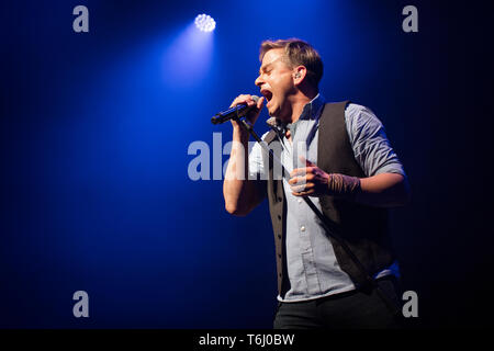 Norvège, Oslo - 29 avril 2019. Le groupe anglais Mike et la mécanique effectue un concert live de la Rockefeller à Oslo. Ici singer Tim Howar est vu sur scène. (Photo crédit : Gonzales Photo - Terje Dokken). Banque D'Images