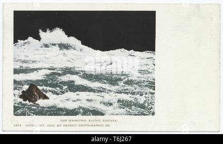 Detroit Publishing Company vintage carte postale représentant les vagues de Whirlpool Rapids à Niagara Falls, New York, 1914. À partir de la Bibliothèque publique de New York. () Banque D'Images