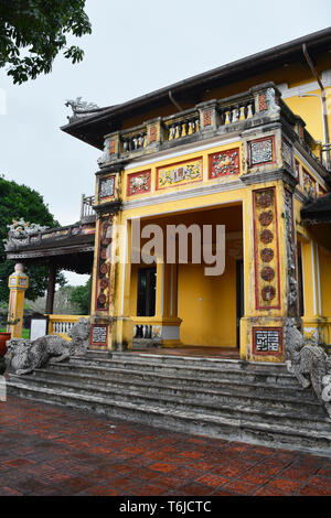 Le Tinh Minh bâtiment dans la Dien Tho Residence complexe dans la ville impériale, Hue, Vietnam Banque D'Images