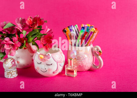 Girly 24 table ou dans des bureaux. Concept Retour à l'école Banque D'Images