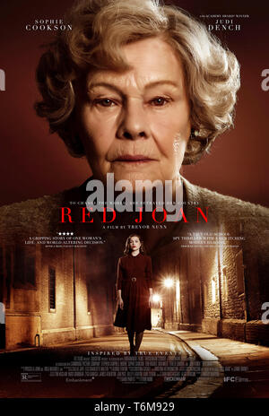 Joan rouge (2018) réalisé par Trevor Nunn et avec Judi Dench, Sophie Cookson, Stephen Campbell Moore et Tom Hughes. Drame Espionnage britanniques au sujet de l'exposition d'une femme espion qui trahi son pays depuis des décennies. Banque D'Images