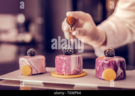 Close up of cupcakes que debout sur l'avant-plan Banque D'Images