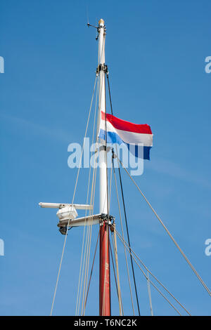 Pavillon néerlandais en haut d'une voile Bateau Banque D'Images