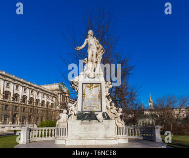 Statue de Mozart à Vienne, Autriche Banque D'Images