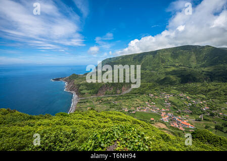Côte verte de l'île de Flores, Açores, Portugal Banque D'Images