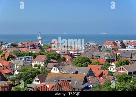 Vue depuis le vieux phare sur le village de Wangerooge, îles de la Frise orientale, mer du Nord, Basse-Saxe, Allemagne Banque D'Images