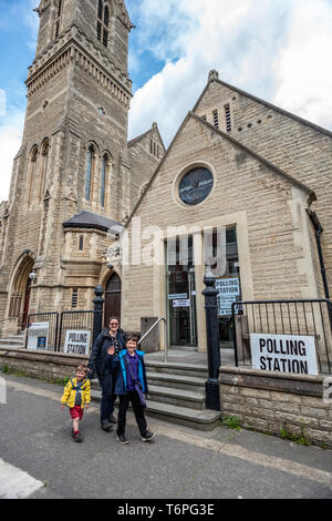 Hove, Royaume-Uni. 2e mai 2019. Des bureaux de vote utilisés dans la ville de Brighton et Hove l'élection du conseil d'aujourd'hui : l'Église baptiste Hall à Holland Road, Hove Crédit : Andrew Hasson/Alamy Live News Banque D'Images