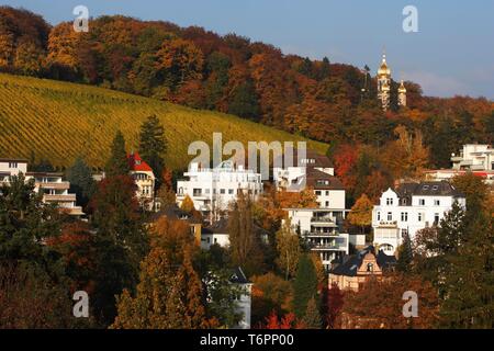 Italien-suédois chapelle orthodoxe sur le Neroberg mountain à l'automne à Wiesbaden, Hesse, Germany, Europe Banque D'Images